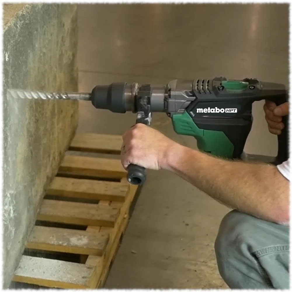 Metabo HPT DH40MCM 1-9/16" SDS Max Rotary Hammer Kit 2 Metabo HPT DH40MCM 1-9/16" SDS Max Rotary Hammer Kit - Image 2