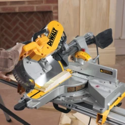 Dewalt DWS779 12" Double-Bevel Sliding Compound Miter Saw 5 Dewalt DWS779 12" Double-Bevel Sliding Compound Miter Saw -Famous Tool Store image 51279e11 f220 486a 9786 60dd87b6a8be
