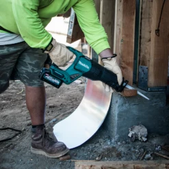 Makita GRJ01M1 40V Max XGT Brushless Recipro Saw Kit 6 Makita GRJ01M1 40V Max XGT Brushless Recipro Saw Kit -Famous Tool Store image 699d07c0 730a 4bc7 8c4b bc97774c953c