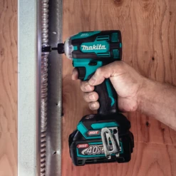 Makita GT200D 40V Max XGT Brushless Cordless 2-Tool Combo Kit -Famous Tool Store image 7567d8f9 aaf3 458a be73 de98f052dea8