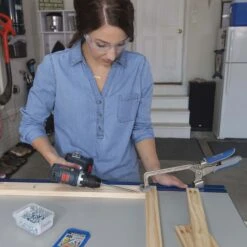 Kreg KBC6 6" Bench Clamp -Famous Tool Store image a533b991 d03d 46a8 9e90 e56bca769d3f