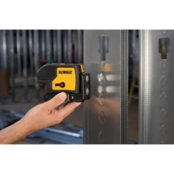 DeWalt DW083K Laser Level -Famous Tool Store image b9d44141 4cde 45fd ab0d bcae2de3ff13