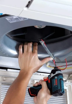 Bosch PS41-2A Impact Driver Kit -Famous Tool Store image cc272f73 ea5f 4eb8 a1ad 0368d8e19734