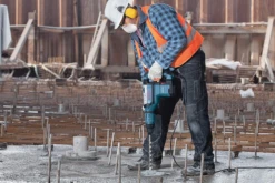 Bosch RH1255VC 2" SDS-Max Rotary Hammer -Famous Tool Store image ee01fc32 cd2b 4fc3 a2e3 c1c3e2206b3e