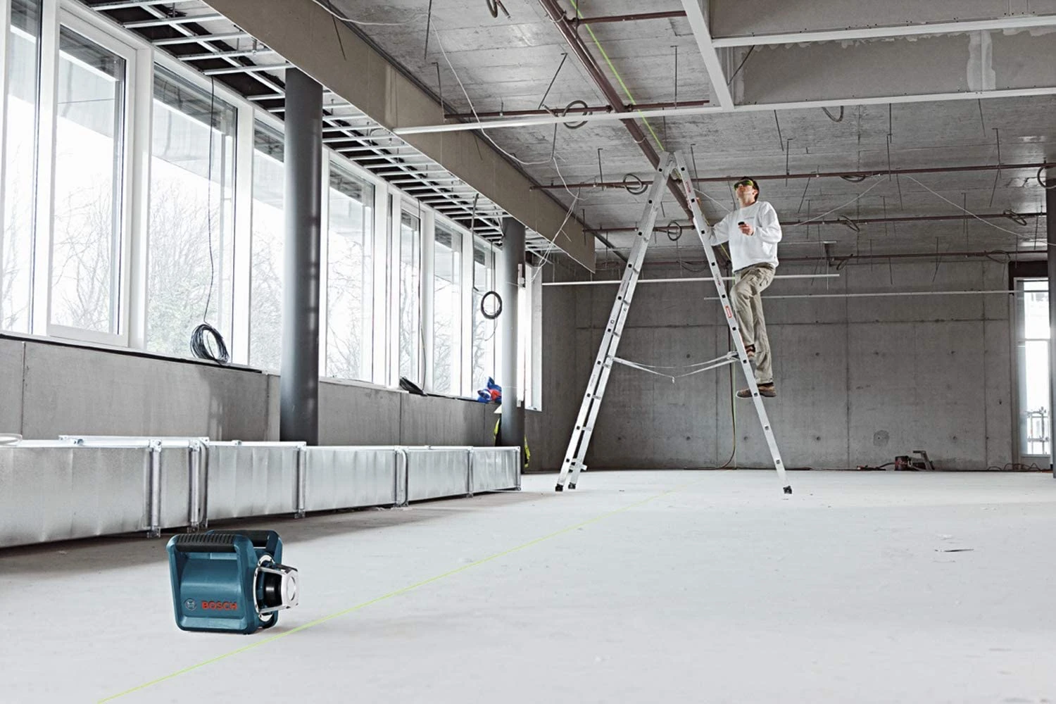 Bosch GRL 300 HVG Self-Leveling Green-Beam Rotary Laser With Layout Beam 5 Bosch GRL 300 HVG Self-Leveling Green-Beam Rotary Laser With Layout Beam - Image 5