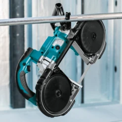 Makita XBP02Z LXT 18 Volt Portable Band Saw (Tool Only) 5 Makita XBP02Z LXT 18 Volt Portable Band Saw (Tool Only) -Famous Tool Store image f7c35c22 79c6 4bf2 b376 5e2f3c03659a